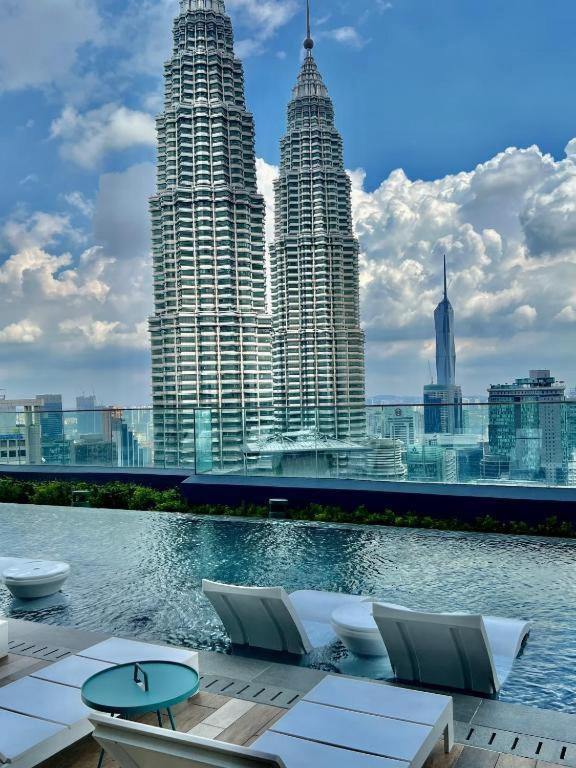 Star Resident Klcc By M&t