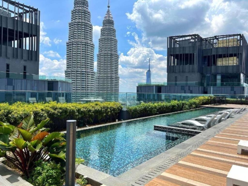 Star Resident Klcc By M&t *